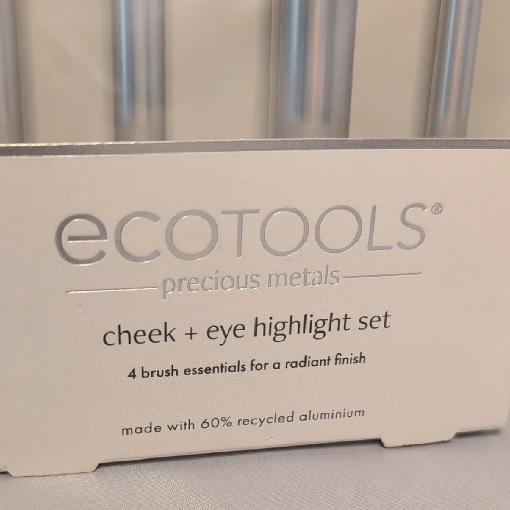EcoTools Precious Metals Cheek + Eye Highlight Set - Silver and Cream